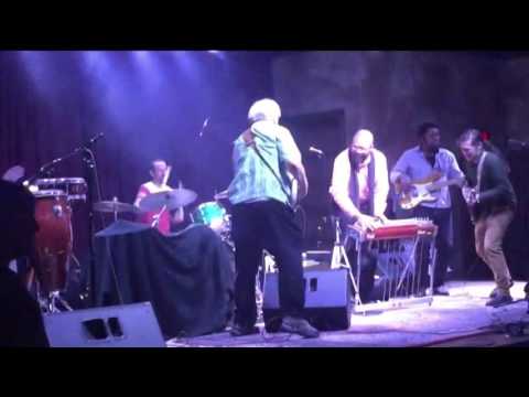 Colonel Bruce Hampton dies after collapsing onstage at Fox Theatre in Atlanta