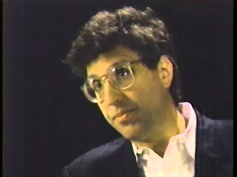 Bill Moyers interviews Errol Morris on &#039;The Thin Blue Line&#039; (1989)