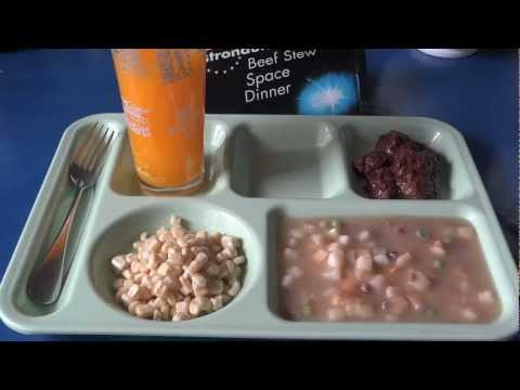 ASTRONAUT FOOD! (Freeze-Dried Beef Stew &quot;Space Dinner&quot;)