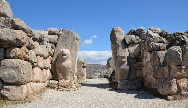 Lions Gate of Hattusa depicting Suppiluliuma I's era