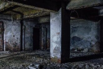 10 Creepy Basement Discoveries That Will Make You Shiver