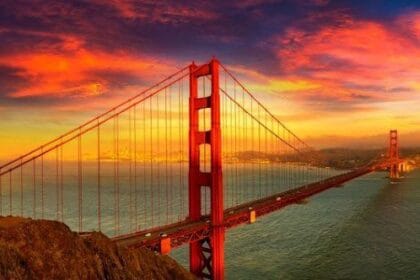 10 Iconic Structures That Almost Weren't Built