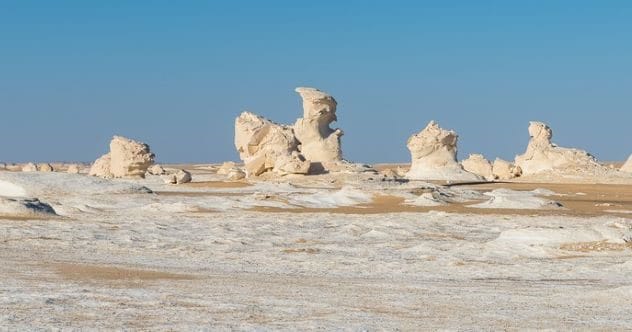 10 Amazing Natural Rock Formations Around The World