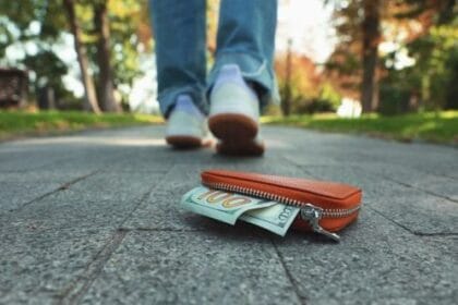 10 Wild Tales of Lost & Found Celebrity Items