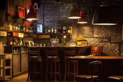 Weirdest Bars: 10 Pubs In Truly Unusual Locations