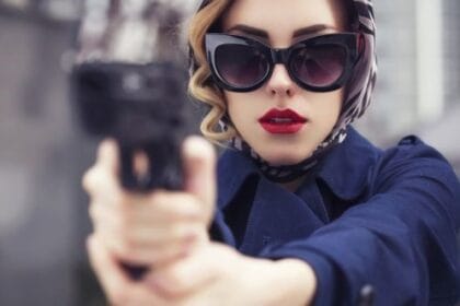 Unsung Heroes: 10 War Figures Not Famous For Fighting