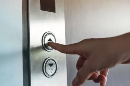 10 Fun Elevator Facts: Rise to the Top!
