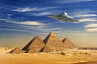 Historic Alien Encounters: 10 Times People Saw UFOs?