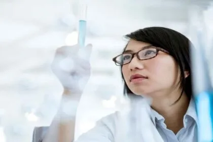 10 Women's Inventions Stolen by Men