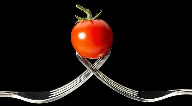 forks with tomato