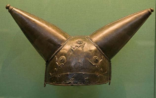 Waterloo Helmet