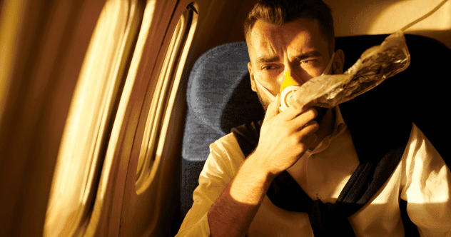 Flying Faux Pas: 10 Things Never to Do on a Plane