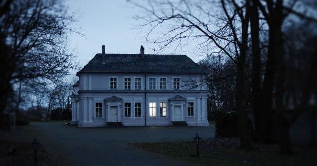 10 Spooky Haunted Places to Visit in Iowa