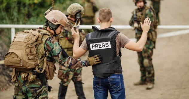 10 War Photographers Who Died Capturing History