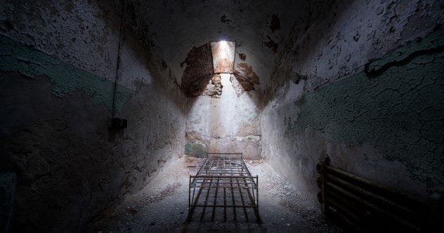 10 Jaw-Dropping Facts About America's First Mega-Prison