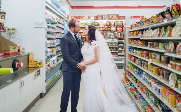 Couple married in a 7-Eleven