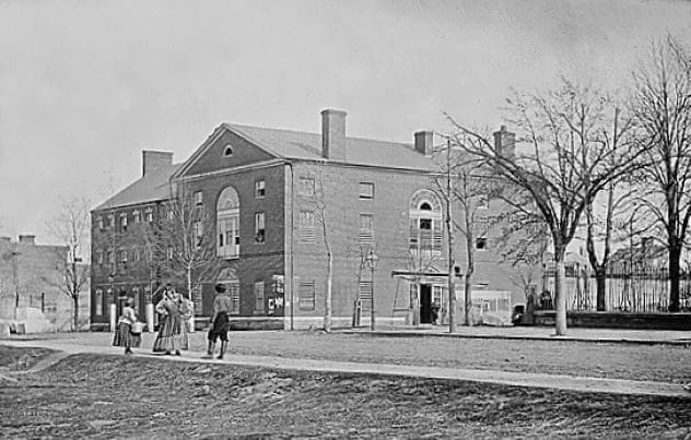 Fannie Battle