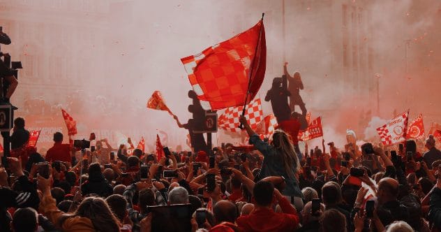 Top 10 Craziest Sports Fans of All Time: Are You One?