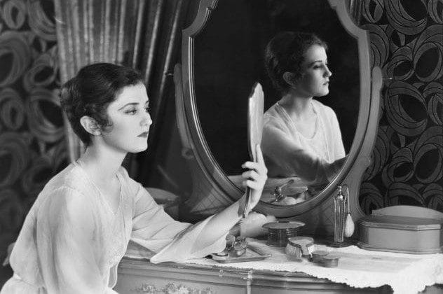 A vintage illustration of a Wild West saloon.