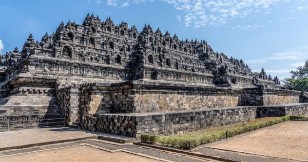 Ancient Wonders: 10 Stunning Monuments You Must See