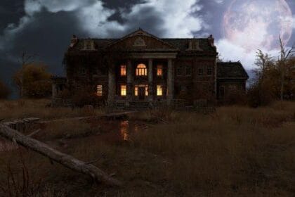 10 Spine-Chilling Haunted Places to Visit in Wisconsin
