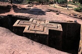10 Amazing Underground Temples Around the World