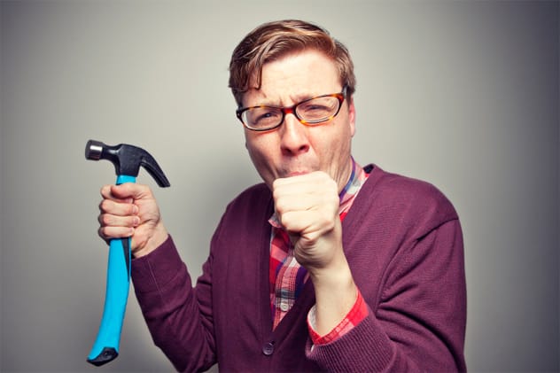 Swearing for pain relief