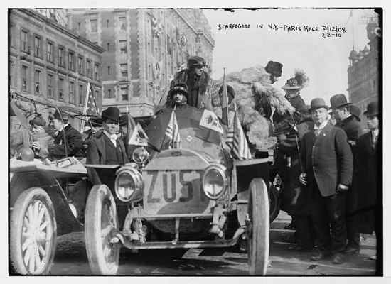 The US Thomas Flyer in the New York-Paris Race