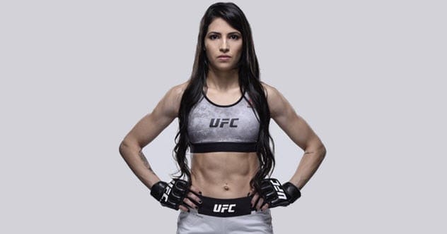 Polyana Viana, MMA fighter