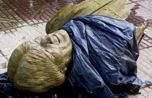 Evo Morales statue