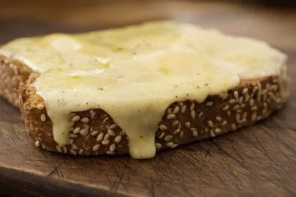 UK's Top 10 Crazy Ways to Snag Free Food!