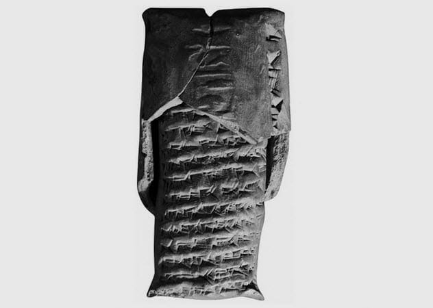 Clay cylinder letter from the Neo-Babylonian Empire, still sealed