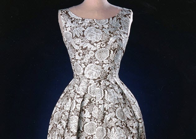 Historical dresses worn by both sexes