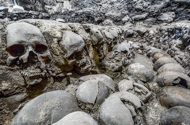 Tzompantli image