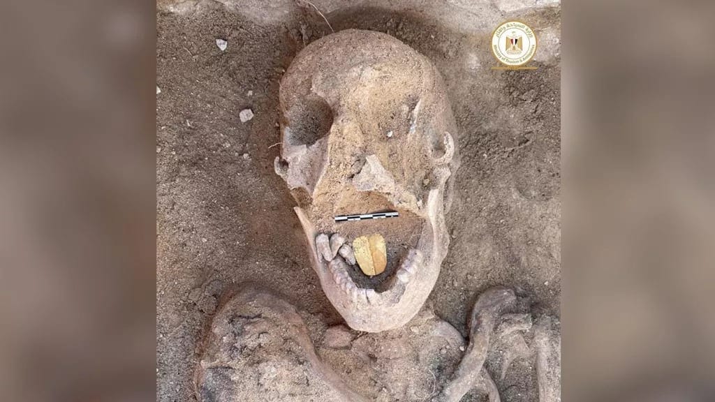 Golden tongue mummy