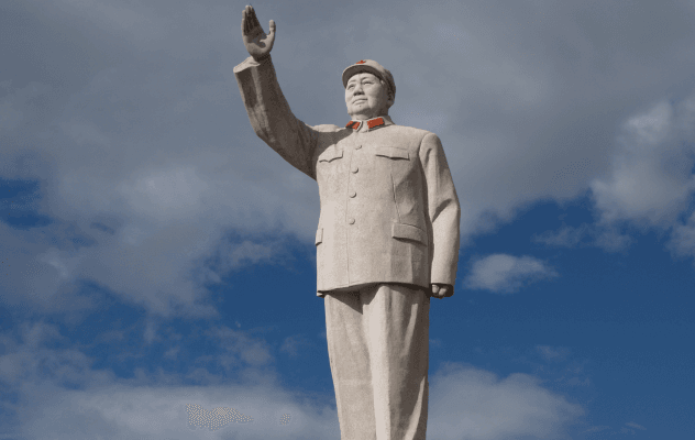 Mao Statue