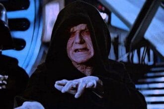 10 Huge Movie Plot Holes That Make No Sense