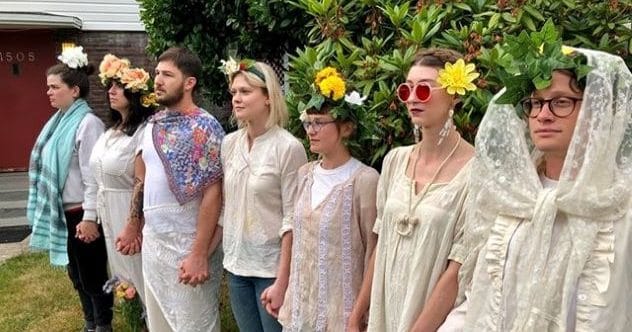 10 Chilling Cult Films You Absolutely Must Watch