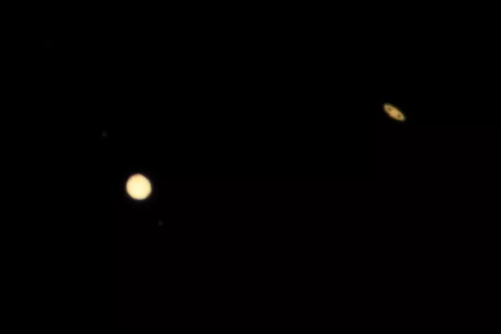 Jupiter and Saturn aligning