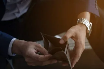 Broke Stars: Top 10 Famous People Who Died Penniless