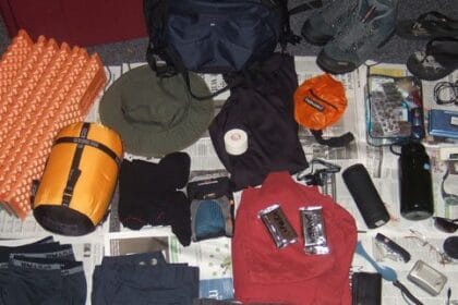 15 Must-Have Outdoor Essentials for Hiking & Camping