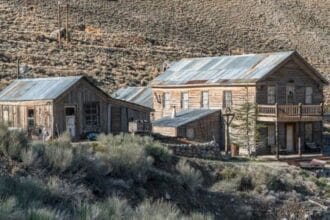 10 Amazing Places: Uncover Their Fascinating Hidden Stories