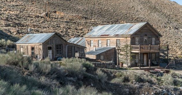 10 Amazing Places: Uncover Their Fascinating Hidden Stories