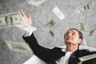 Rich Criminals: Top 10 Who Made a Fortune in Crime