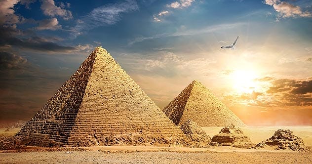 Scuba divers cutting internet cable