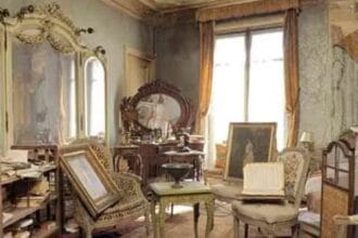 10 Unexpected Time Capsules Discovered by Chance