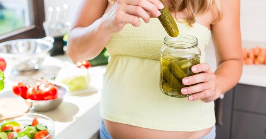 Gross! Top 10 Weirdest Pregnancy Cravings