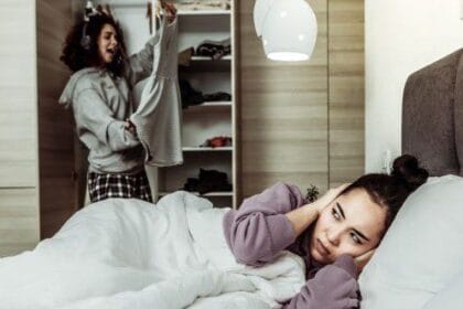 10 Nightmare Roommates Who'll Make You Want to Live Alone!