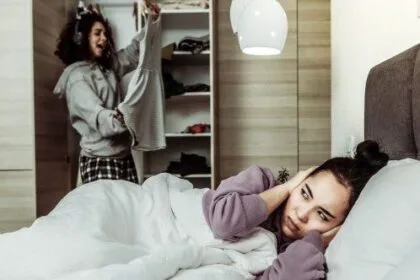 10 Nightmare Roommates Who'll Make You Want to Live Alone!