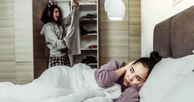 10 Nightmare Roommates Who'll Make You Want to Live Alone!
